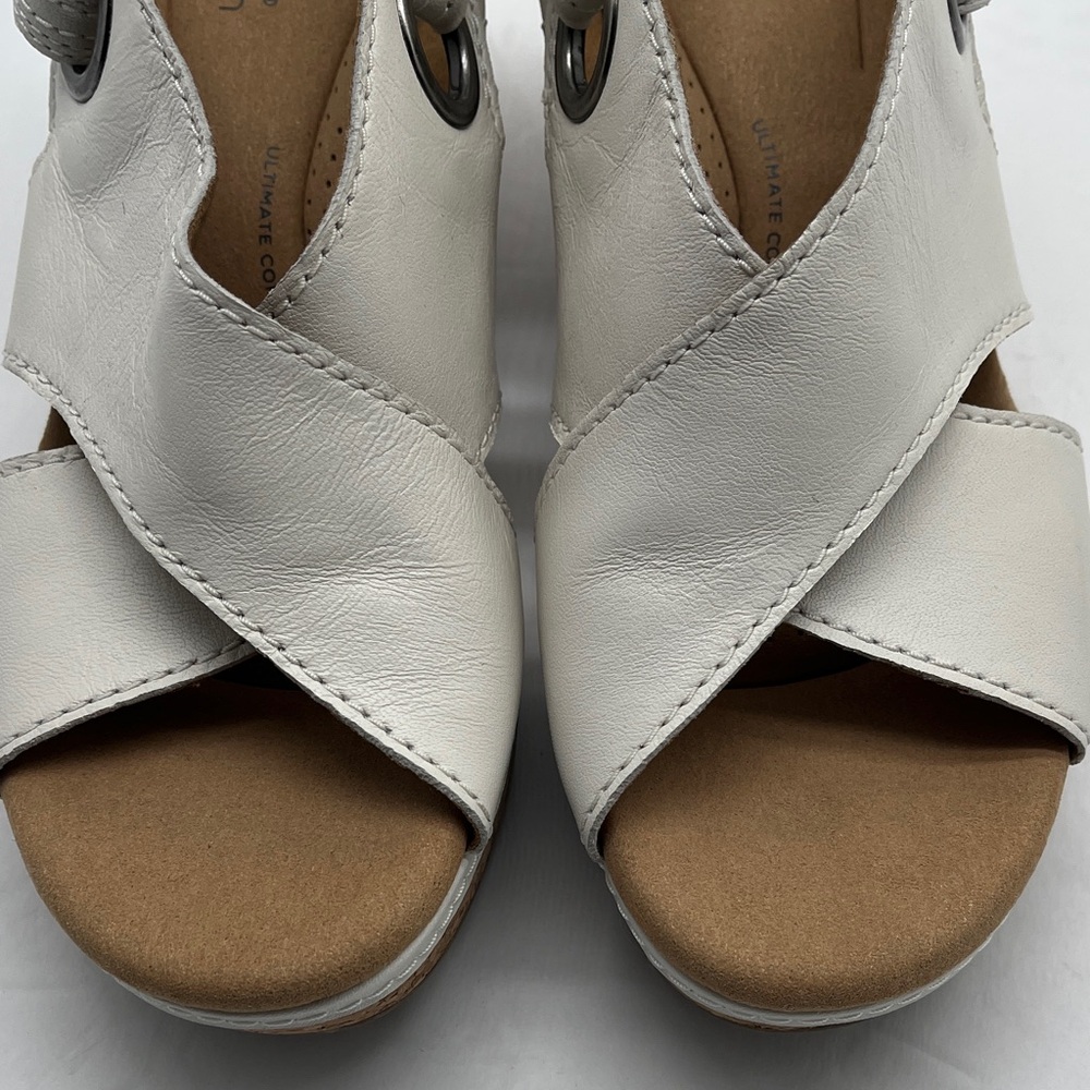 Clarks Leather Wedge Sandals Open Toe Women's 6.5 White Comfort - Picture 7 of 16